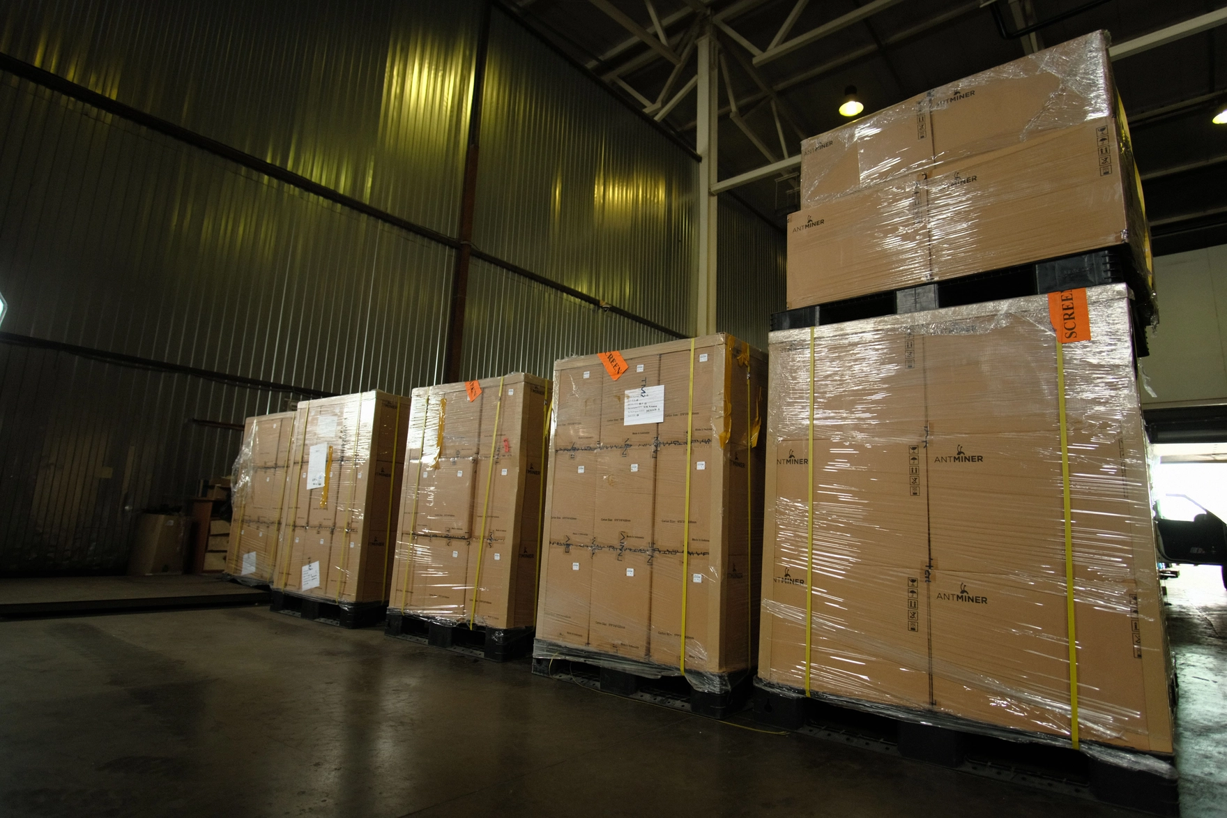 data-center-photo